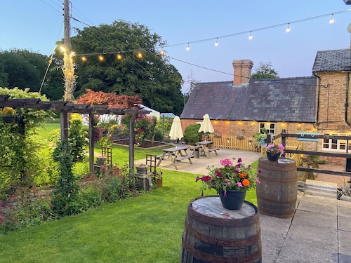 The Boyne Arms Cottage