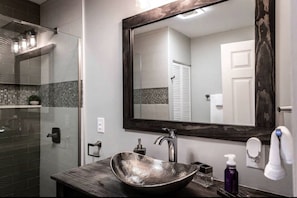 Shower, towels, toilet paper