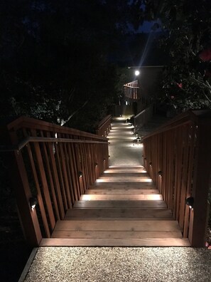 Property grounds - Big Sur-Style Lodge in Carmel - PANORAMIC VIEWS! Hot-Tub, Game Room/Pool & Dogs (Carmel-By-The-Sea)