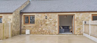 Three Dorchester Drive - UK32039