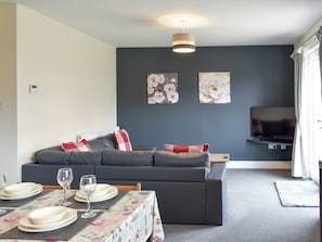 TV - Four Dorchester Drive - UK32042 (Whitechapel, near Longridge)
