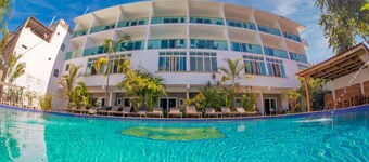 Hotel Rega Suites Guayabitos - Family & Kitchen
