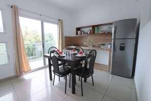 Dining room - Hotel Rega Suites Guayabitos - Family & Kitchen (Rincón de Guayabitos)