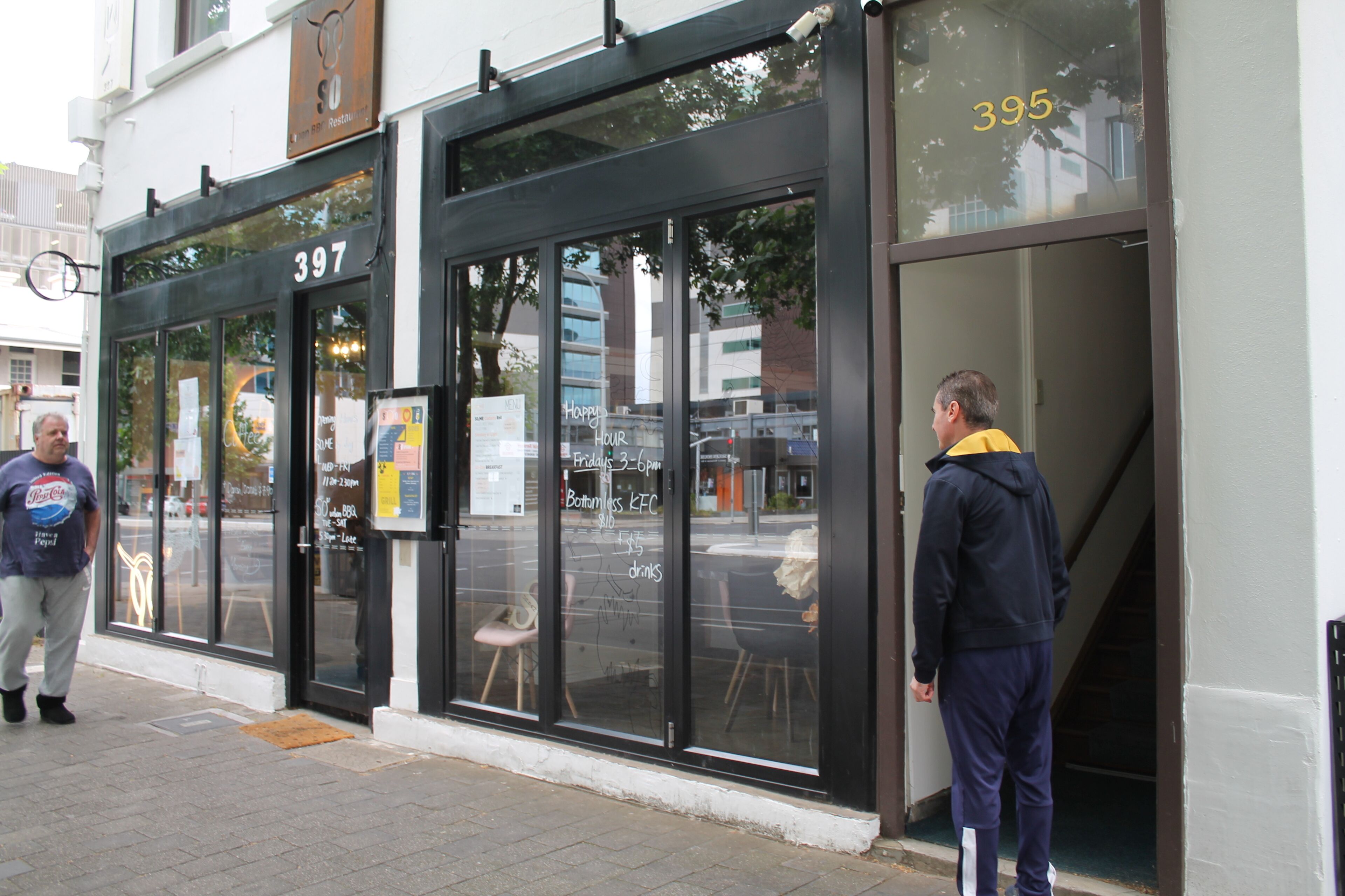 CBD ENTIRE 3 BR apartment