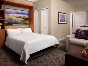 1 chambre, fer et planche à repasser, Wi-Fi, literie fournie