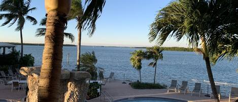 Ulkouima-allas, lämmitetty uima-allas