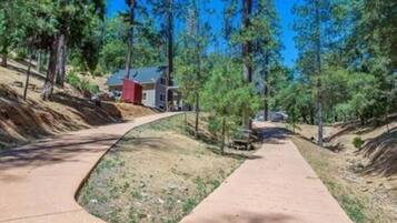 Enceinte de lâhĂ©bergement