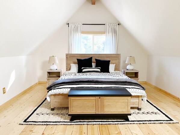 4 bedrooms, free WiFi, bed sheets