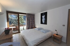 4 Schlafzimmer, Bügeleisen/Bügelbrett, WLAN, Bettwäsche