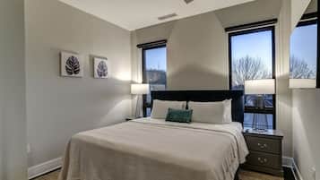 1 bedroom, iron/ironing board, free WiFi, bed sheets