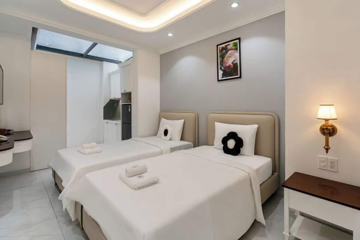 1 habitación, ropa de cama de alta calidad y escritorio