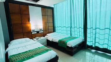 Deluxe Twin Room | Free WiFi