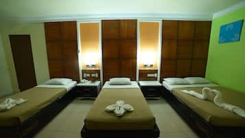 Family Room | Free WiFi