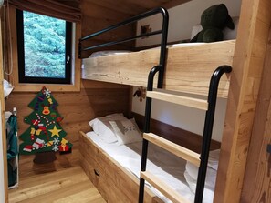 4 chambres, fer et planche à repasser, Wi-Fi gratuit