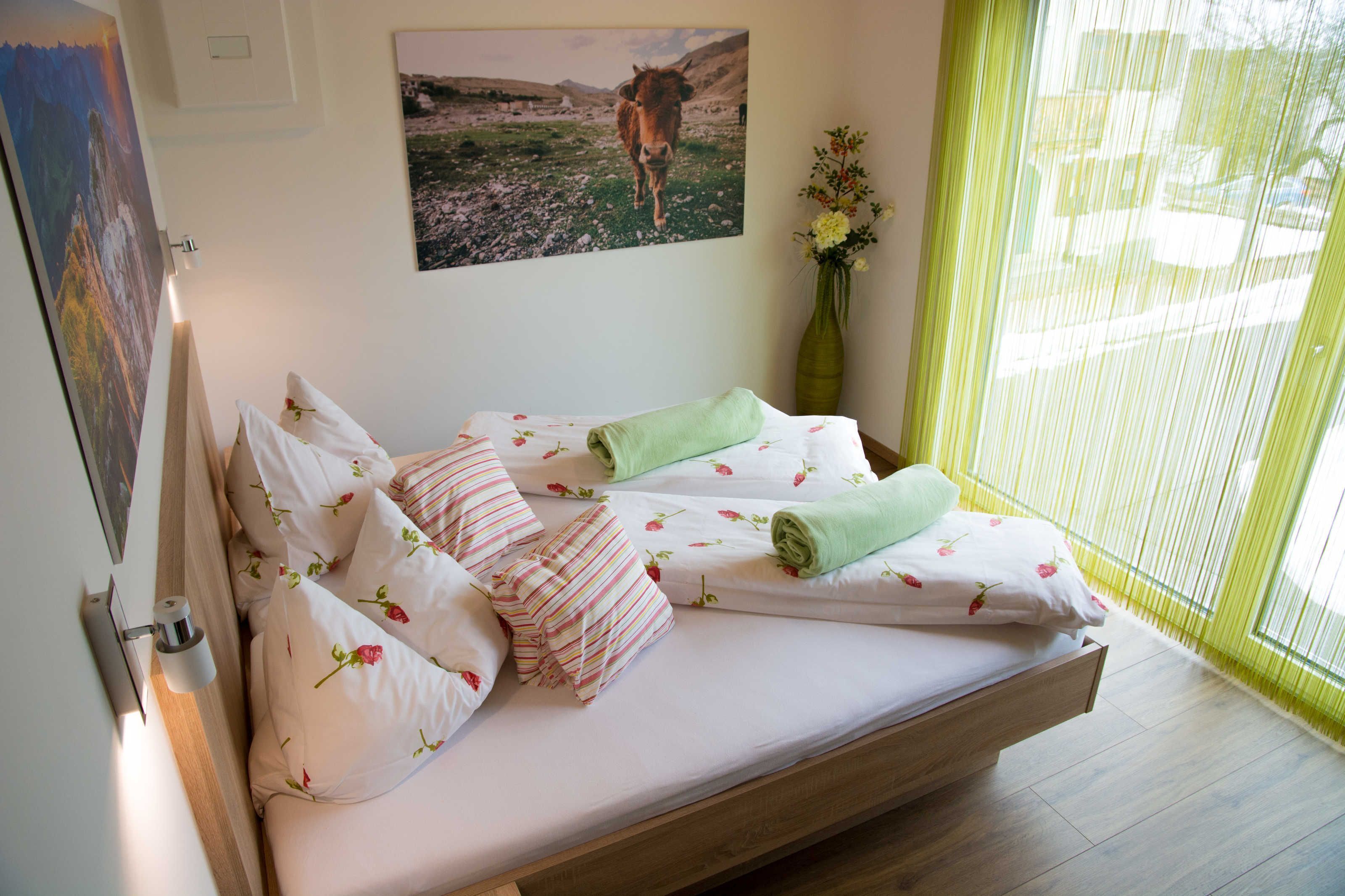 2 bedrooms, WiFi, bed sheets