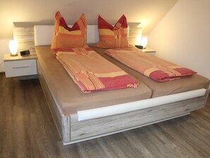 1 Schlafzimmer, Reisekinderbett, WLAN