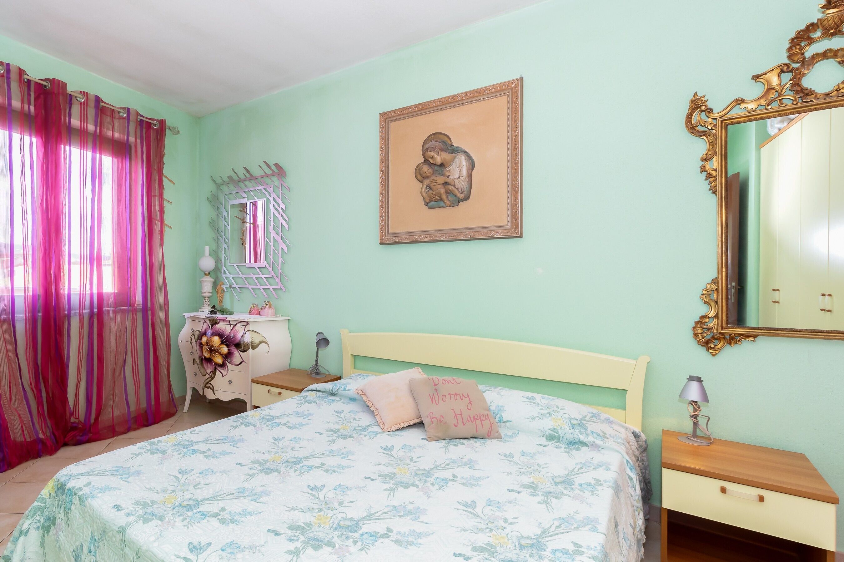 1 bedroom, iron/ironing board, bed sheets