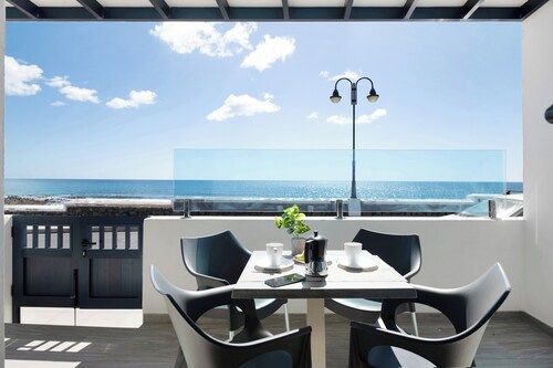 Appartement de vacances "Callao Beach 2" avec vue sur la mer, terrasse et connexion WiFi