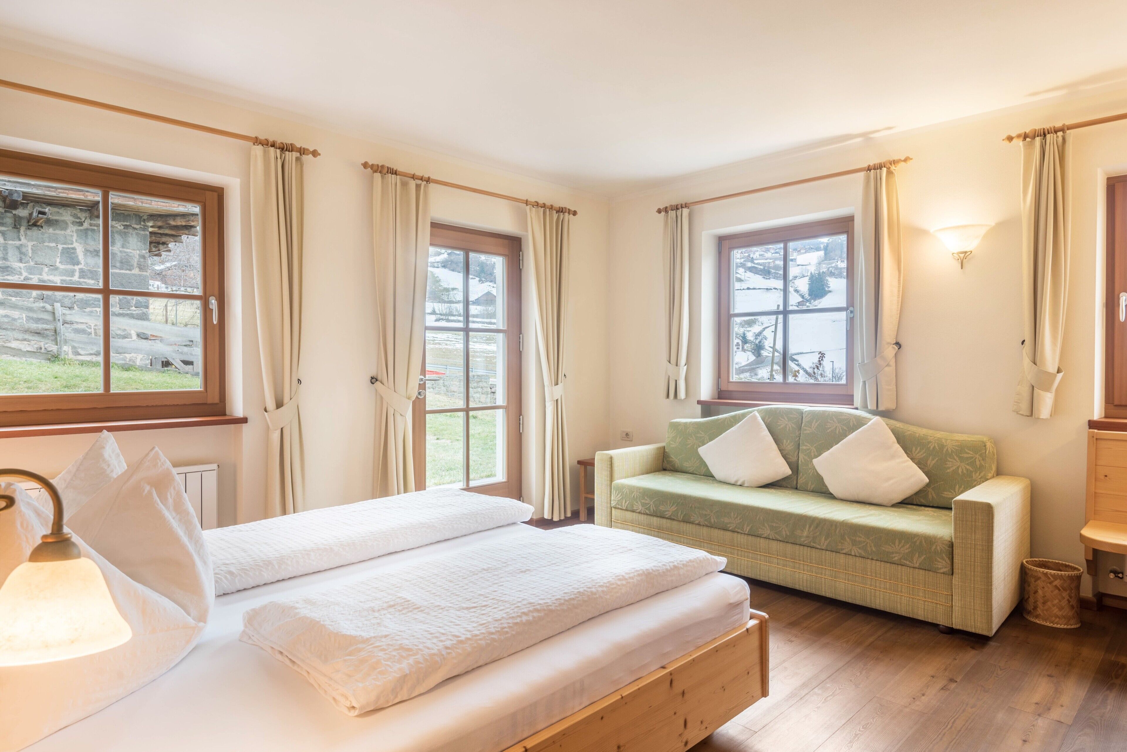 2 bedrooms, free WiFi, bed sheets