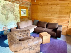 Villa Kunterbunt 2 (Bei Belegung mit 6 Personen Erweiterung um ein weiteres Zimmer) | Wohnbereich | Flachbildfernseher