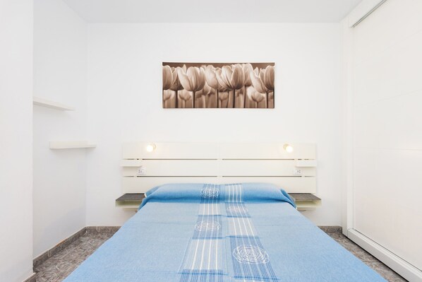 2 chambres, fer et planche à repasser, Wi-Fi, literie fournie
