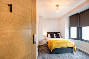 1 bedroom, iron/ironing board, travel cot, WiFi