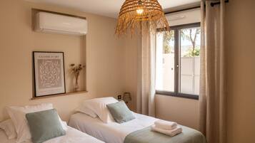 4 chambres, fer et planche Ă repasser, lit parapluie, Wi-Fi gratuit