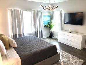 4 bedrooms, iron/ironing board, free WiFi, bed sheets