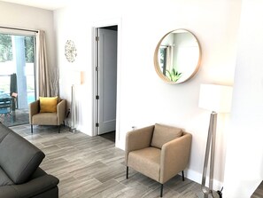 TV, fireplace, table tennis, music library