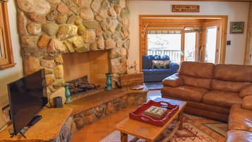 Tv, pejs, dvd-afspiller