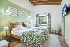 3 chambres, fer et planche Ă repasser, Wi-Fi gratuit, draps fournis