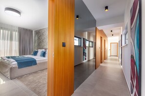 4 Schlafzimmer, Bügeleisen/Bügelbrett, kostenloses WLAN, Bettwäsche