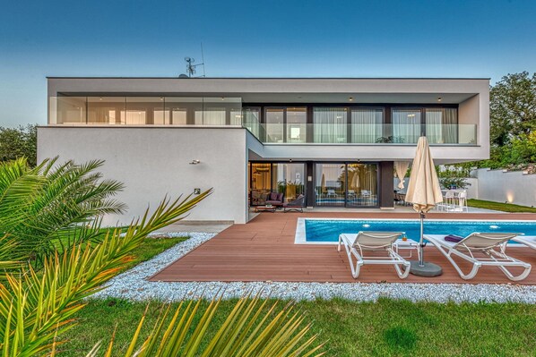 Pool - Luxury Villa Rovigno Ultimo with Pool (Rovinjsko selo)