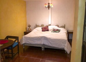 1 bedroom, iron/ironing board, free WiFi, bed sheets - Refugio 4 Apartment (San Miguel de Allende)