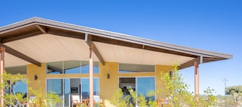 Las Alas del Sol- A Desert Architectural Gem