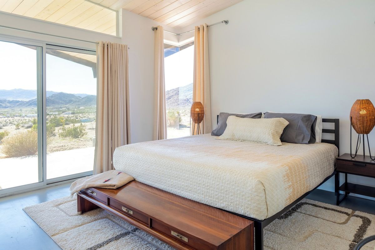 2 bedrooms, WiFi (free), bed sheets