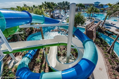 Newly Renovated 8BR Villa with Heated Pool & Spa | Minutes from Disney