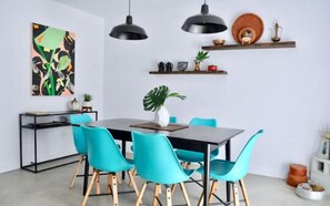 Dining - Campero House - Zen Space for Your Next Adventure! (Yucca Valley)