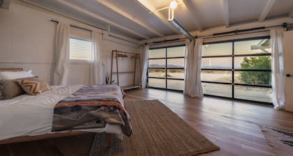 🌵 That Desert House - Hot Tub, lots of Privacy, High Design & Incredible Desert Views! 🌵