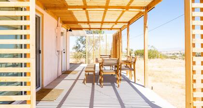 🌵Flamingo Ranch With a Dreamy Desert Design & Hot Tub🌵