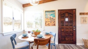 Dining - Sage & Stardust – Hot Tub, Yoga Studio, Near Park (Joshua Tree)