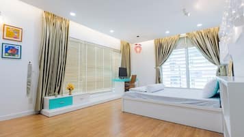 5 bedrooms