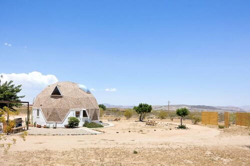 Abracadabra Dome in the Desert-Unique Experience!