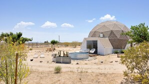 Exterior - Abracadabra Dome in the Desert-Unique Experience! (Landers)