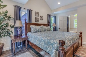 4 chambres, fer et planche à repasser, Wi-Fi gratuit, draps fournis