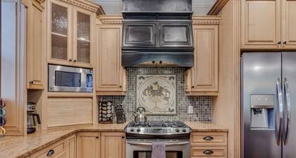 Game & Movie Rooms, Fire Pit, Family Friendly, A/C