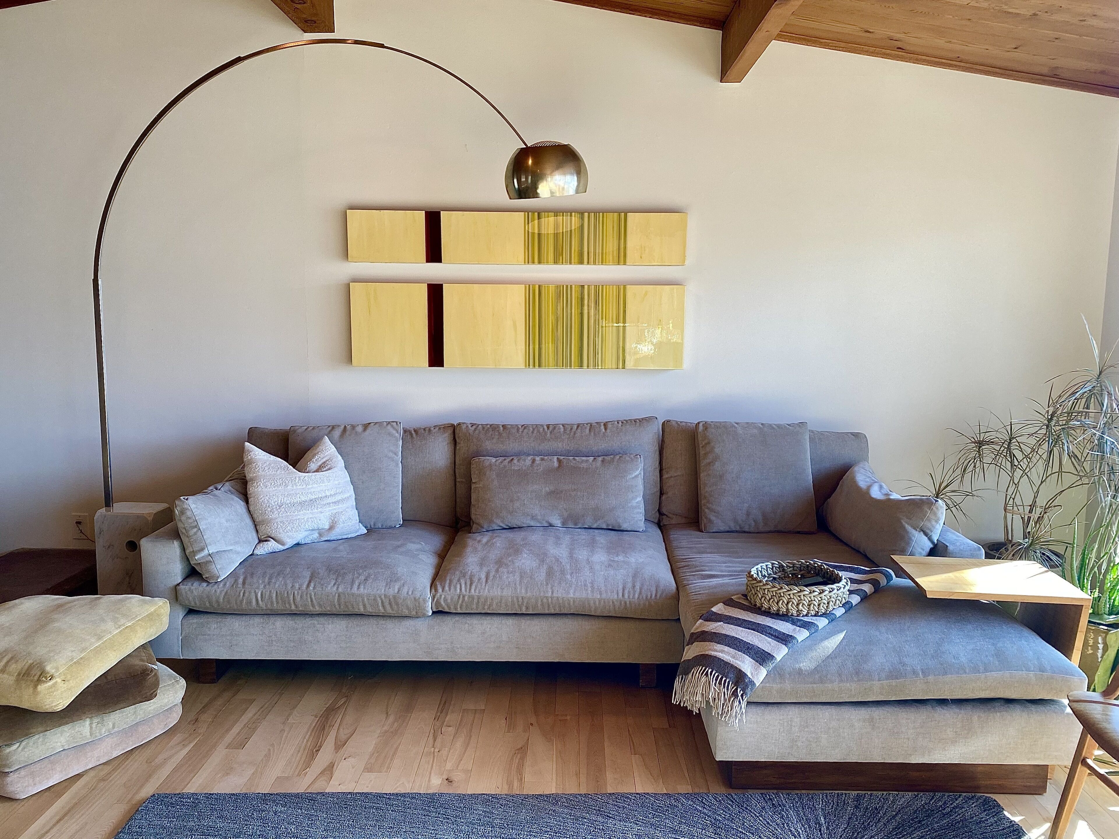 Quiet Mid Century Home w/ spectacular Flatirons Views. 5min walk to Downtown.