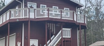 Cedar Cabin in the Woods - Longview, Tx