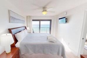 1 bedroom, free WiFi - Beachfront condo in a gated resort with a private balcony, and $300 Free Activities Daily Included! (Panama City Beach)