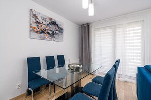 Apartment | Dining room